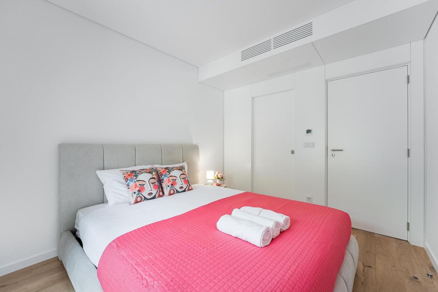 Appartement Guestready - Majestic Riverside Terrace In Coïmbre Extérieur photo