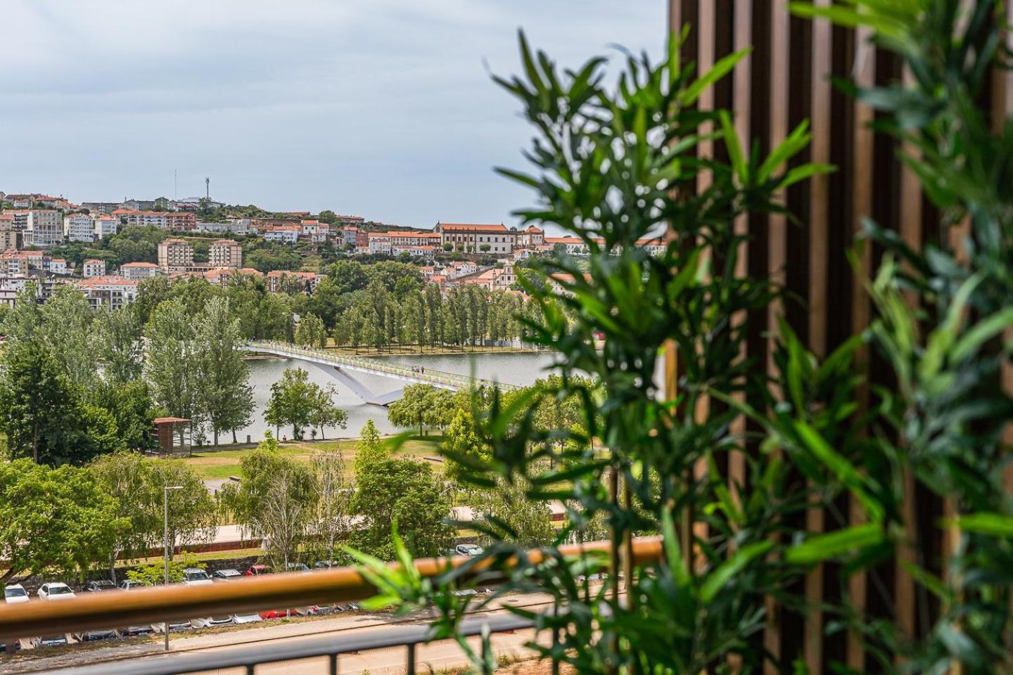 Appartement Guestready - Majestic Riverside Terrace In Coïmbre Extérieur photo